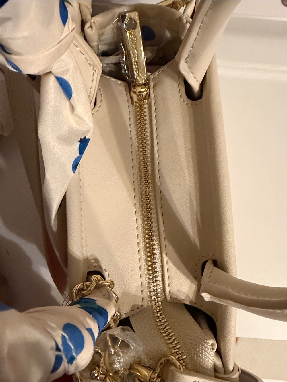 Betsey Johnson Crossbody Purse - Picture 4 of 8